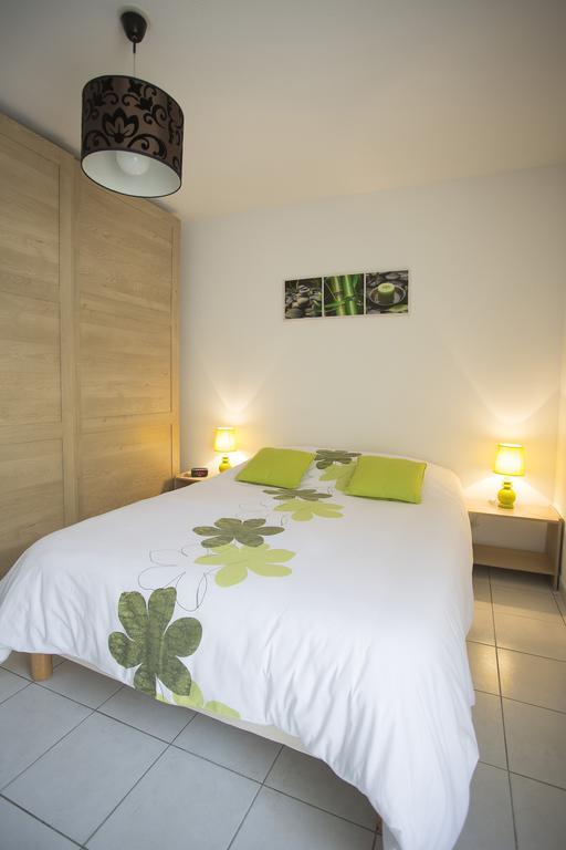 Amandrey-De-Provence Apartment Saint-Remy-de-Provence Room photo